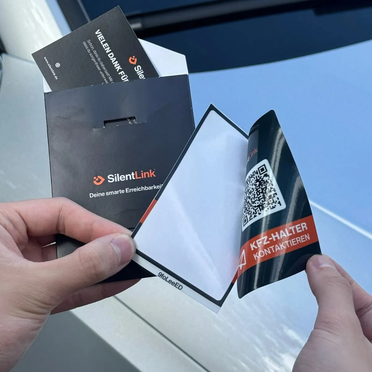 DriveID mit Aktivierungskarte beim Auspacken am Auto